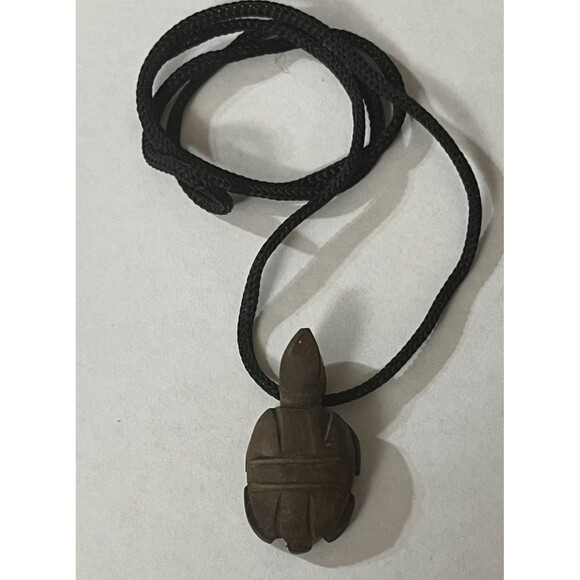 Sea Turtle Necklace Wooden Pendant Handcrafted Wood Marine Amulet Ocean Surf New - Picture 2 of 4